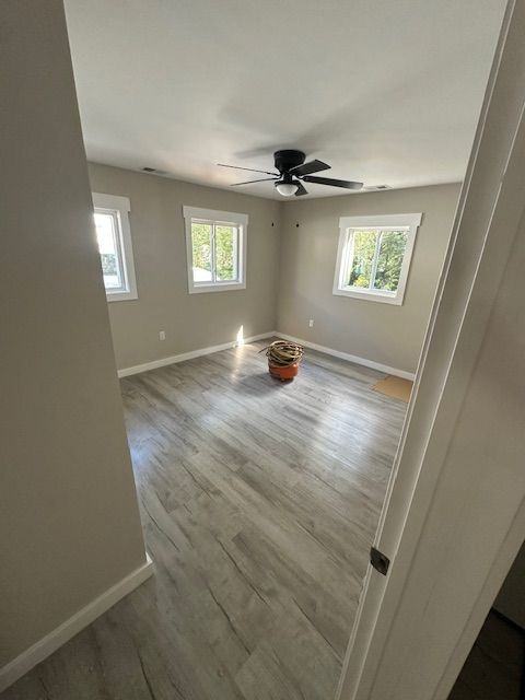 345 Sharpe St - Photo 7 of 11