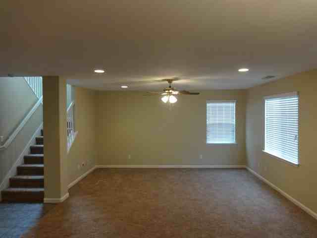 9420 Poseidon St - Photo 2 of 14