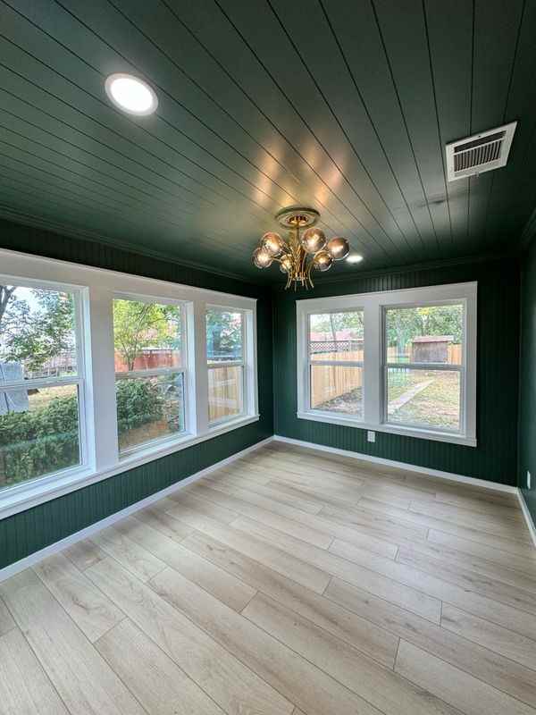 223 Nw Front St - Photo 3 of 3