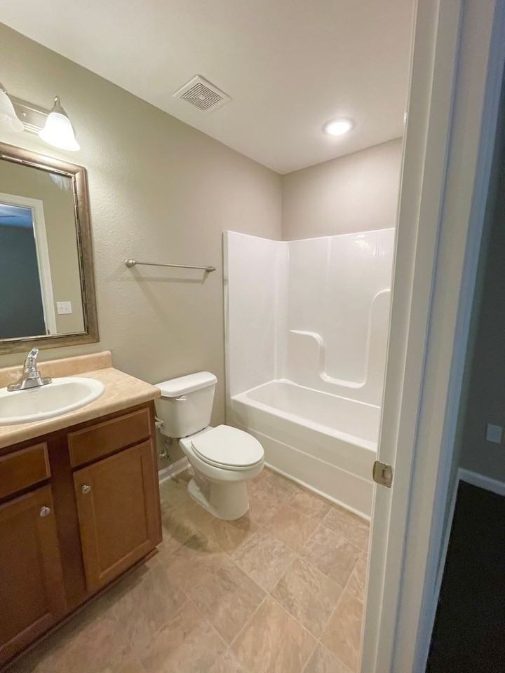 2199 Del Carmel Way - Photo 7 of 32