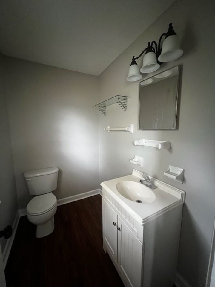 1416 Tradd Court - Photo 5 of 8