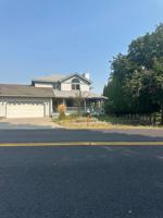 featured image of 1093 E Loch Haven Dr