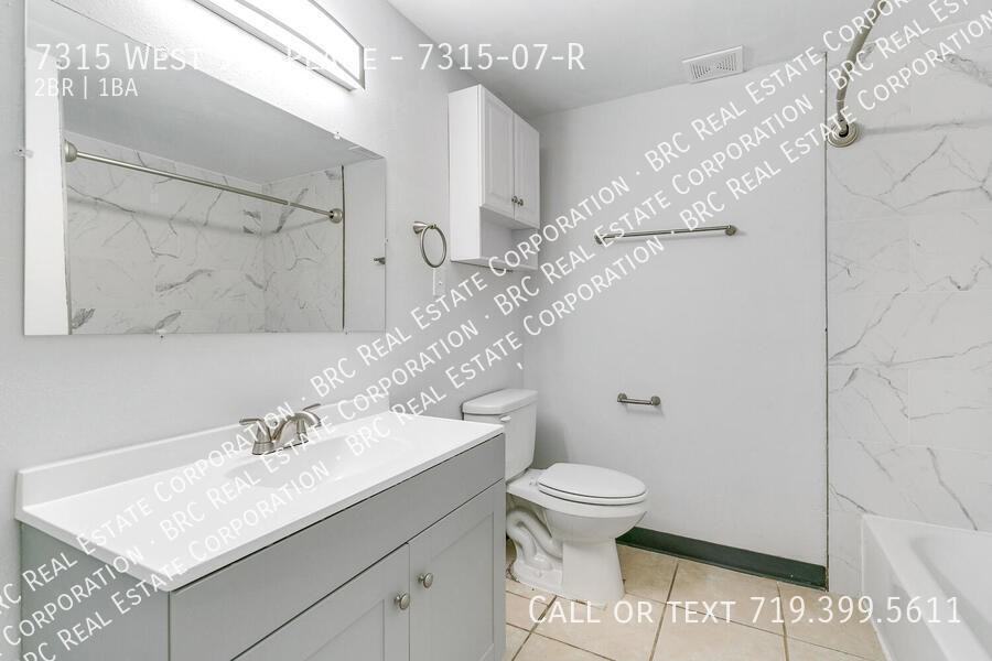 OakView Apartments - Photo 7 of 10