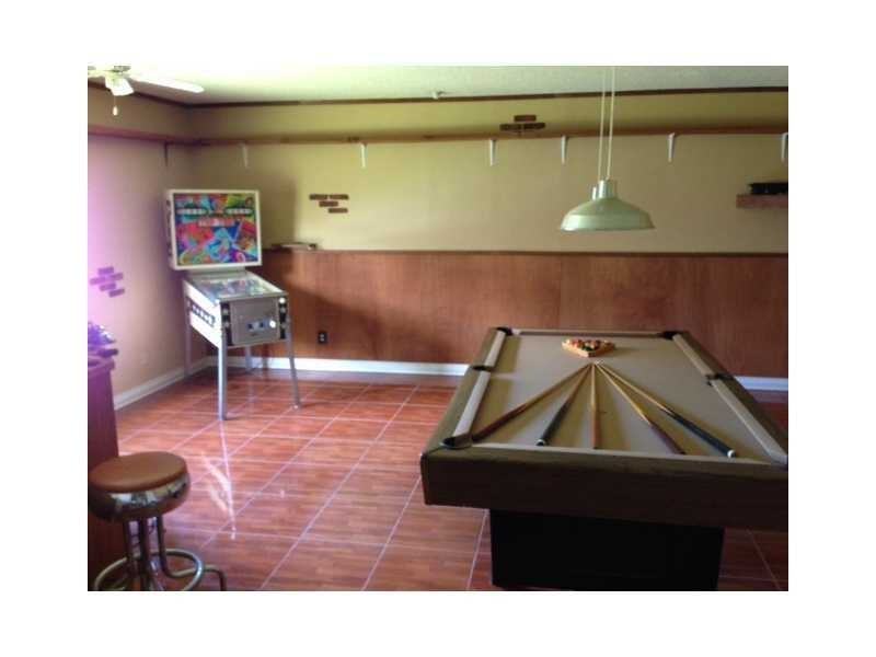 9160 Northwest 15th Street - Photo 2 of 14