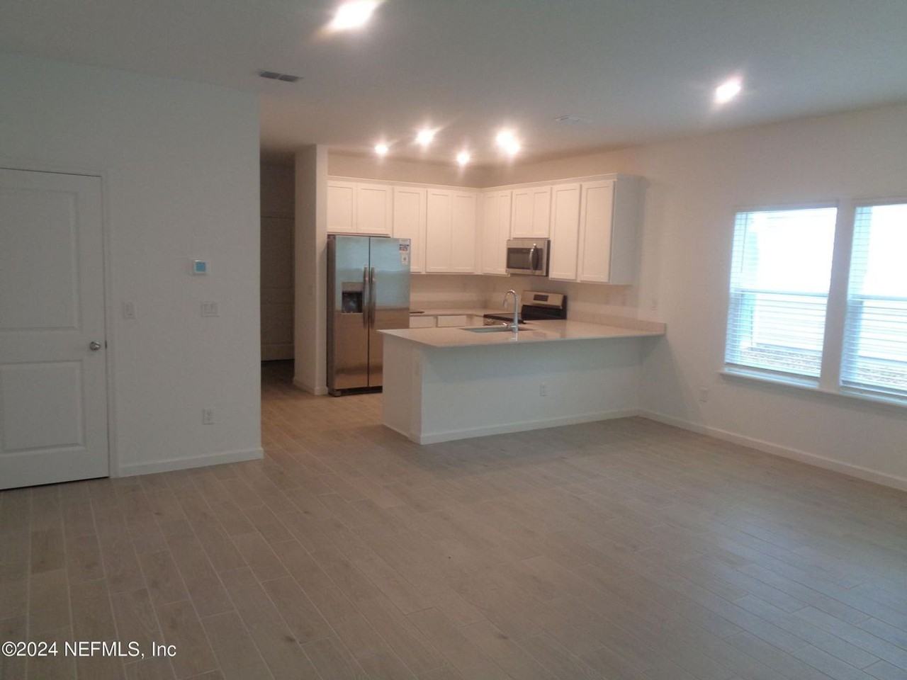 4322 Leeward Breeze Loop - Photo 3 of 24