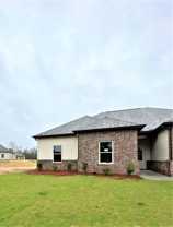 106 White Oak Cir - Photo 1 of 1