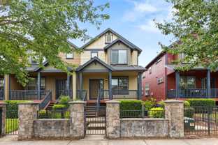 1450 Ne Edgefield St - Photo 1 of 1