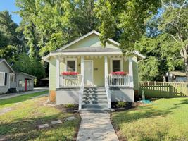 featured image of 224 E Danville St