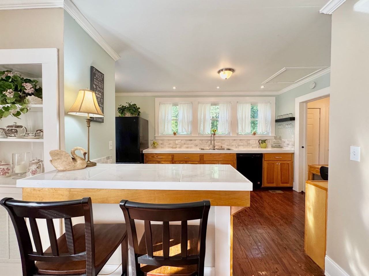 224 E Danville St - Photo 6 of 17