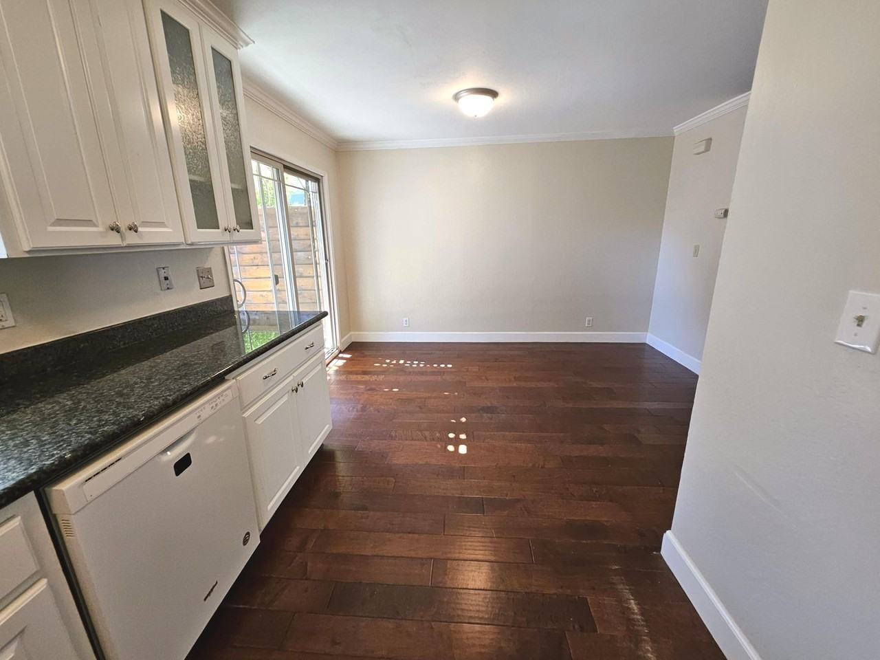 3715 Northwood Dr - Photo 7 of 24