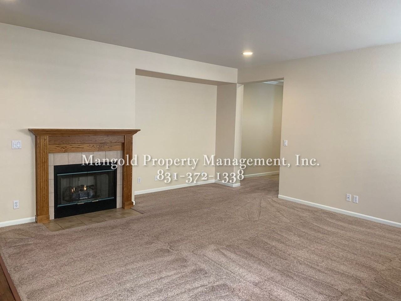 4523 Sea Cliff Ct - Photo 3 of 15
