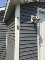 featured image of 715 E 400 N