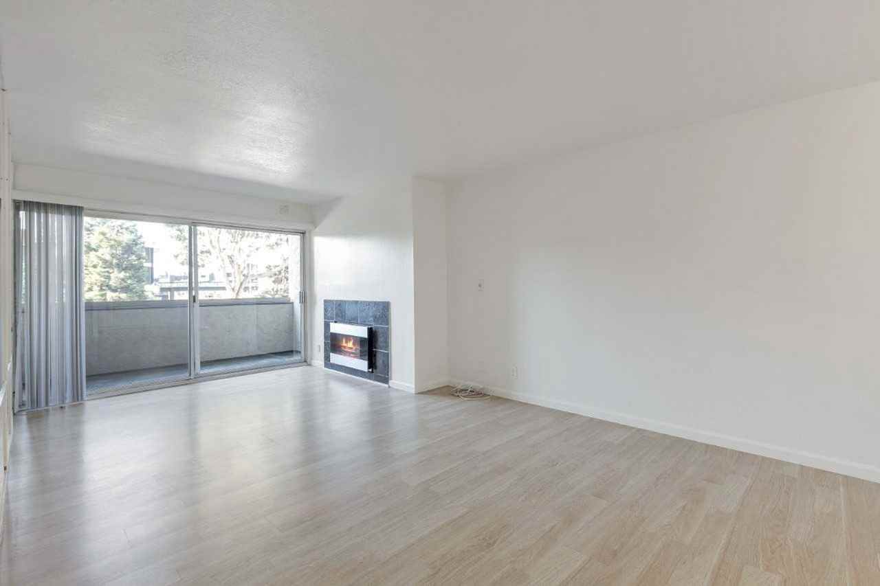 955 Shorepoint Ct #101 - Photo 2 of 17