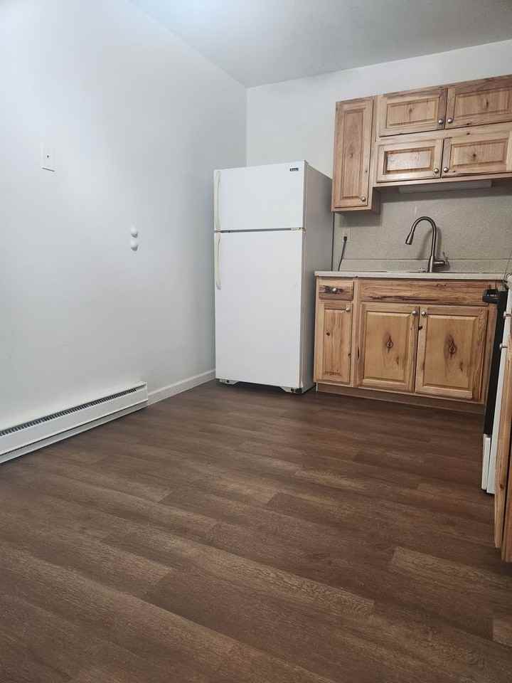 1009 Washington Ave - Photo 4 of 11