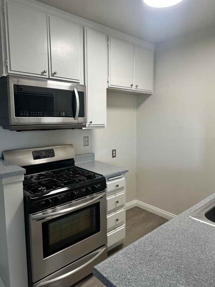 Vassar Carriage House LLC - Photo 2 of 14