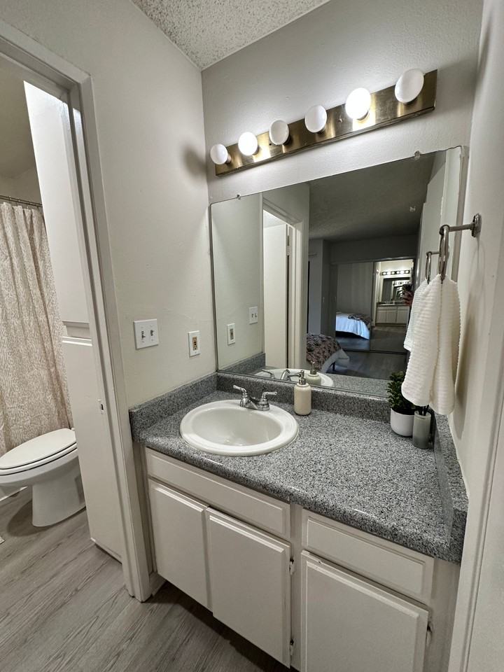 Vassar Carriage House LLC - Photo 6 of 14