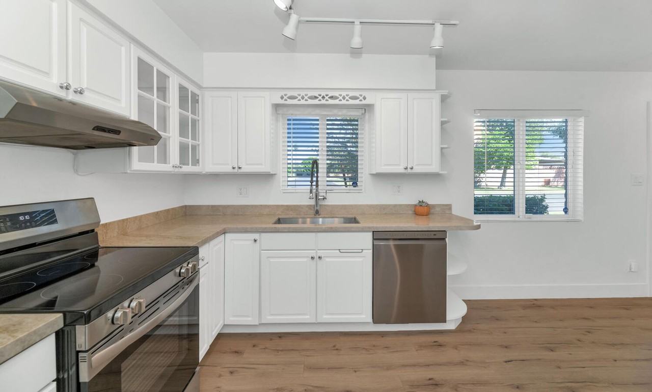 4027 East Campbell Avenue - Photo 6 of 26