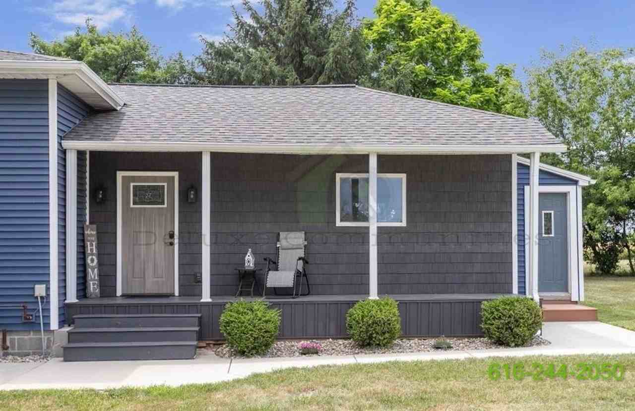 4771 64th Ave - Photo 3 of 27