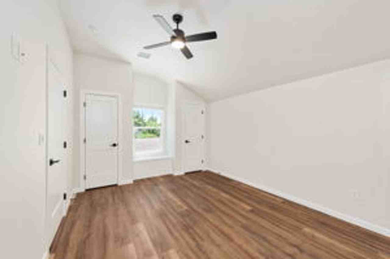 1123 S Delaware Pl #B - Photo 7 of 9