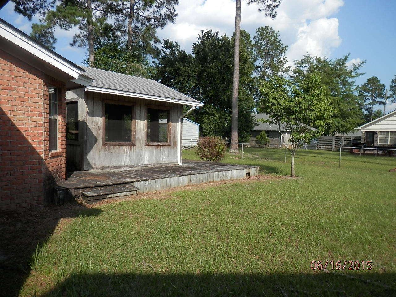 631 Windhaven Dr - Photo 3 of 11