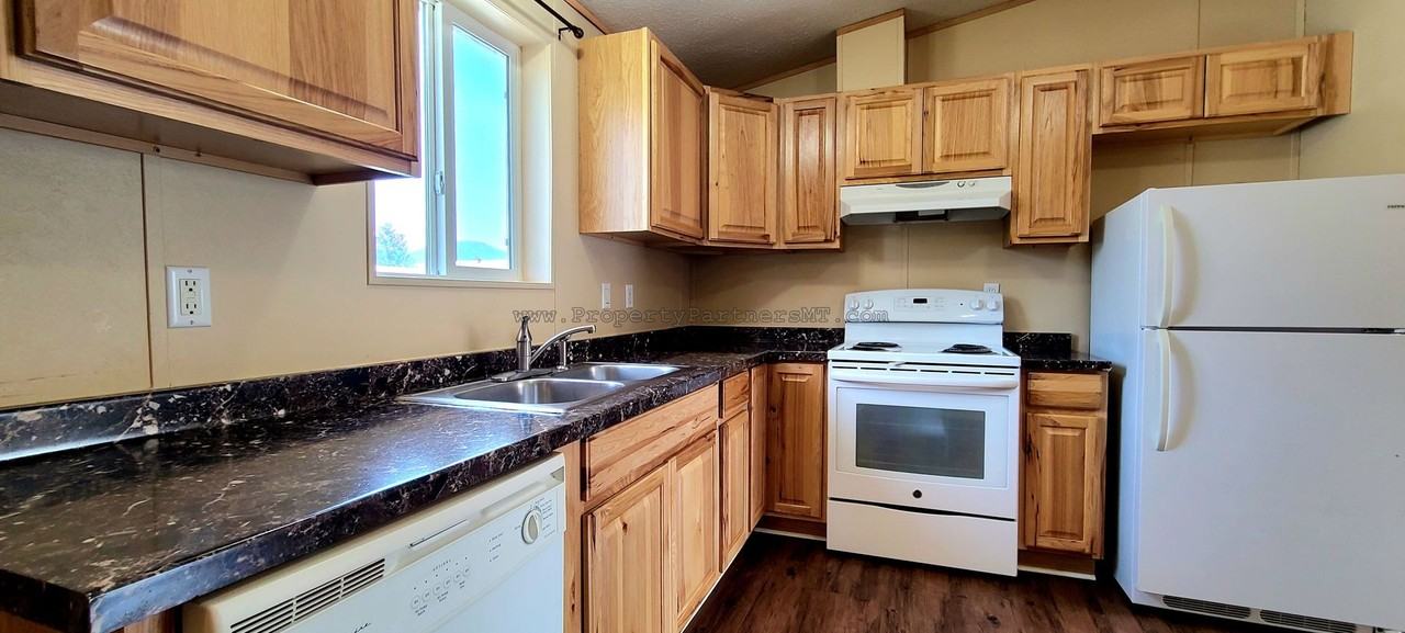 111 Sunlight Ave - Photo 3 of 14
