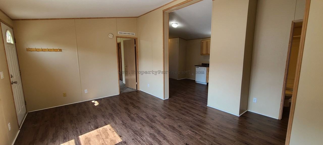 111 Sunlight Ave - Photo 2 of 14
