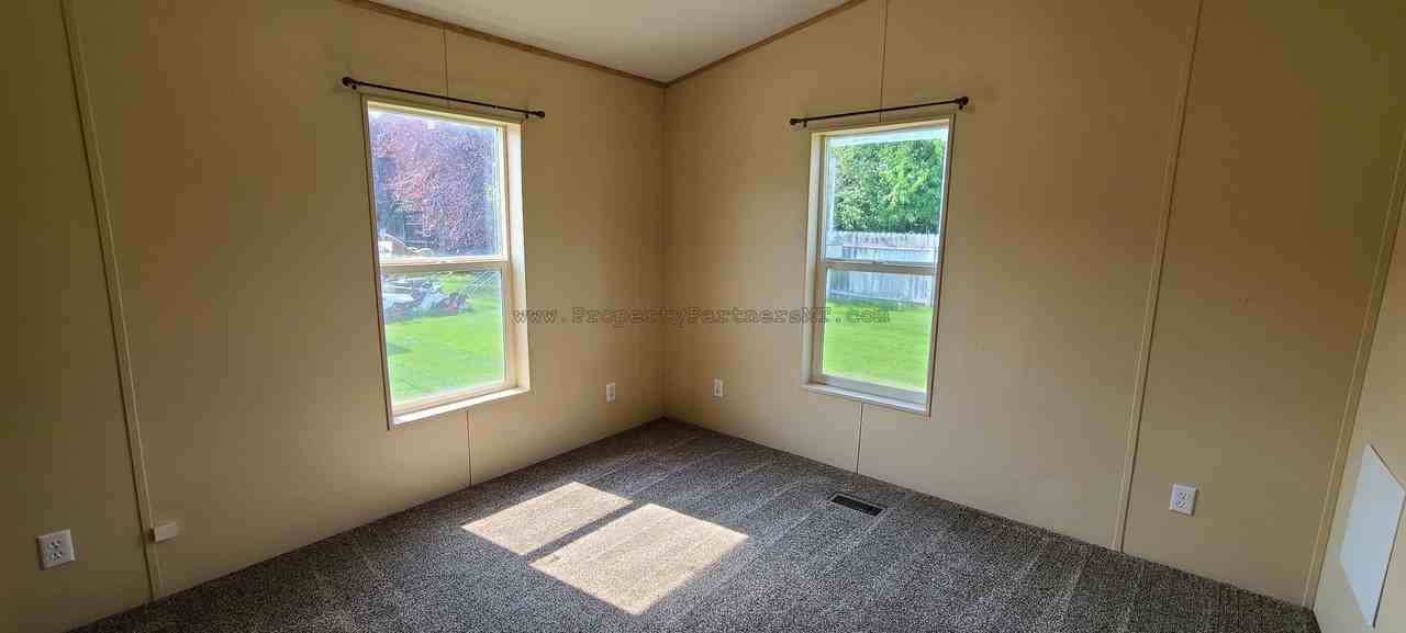 111 Sunlight Ave - Photo 5 of 14