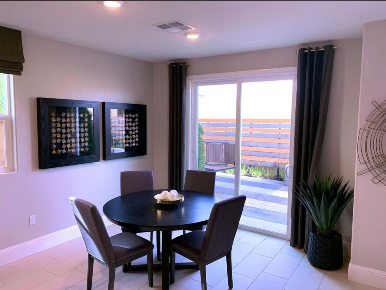 807 Bamboo Dr - Photo 3 of 23