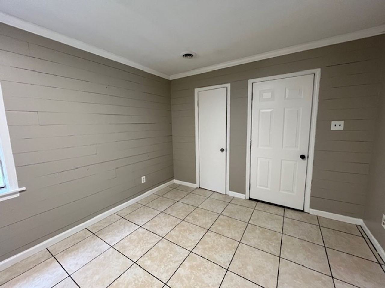 6780 Pinehurst Road - Photo 4 of 10