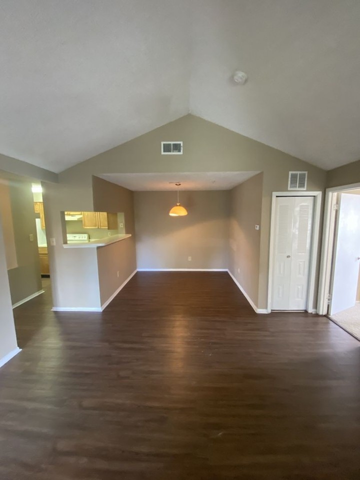 208 Afton Sq #302 - Photo 2 of 18