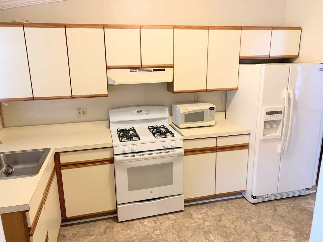 6236 Robin Hill Road - Photo 7 of 20