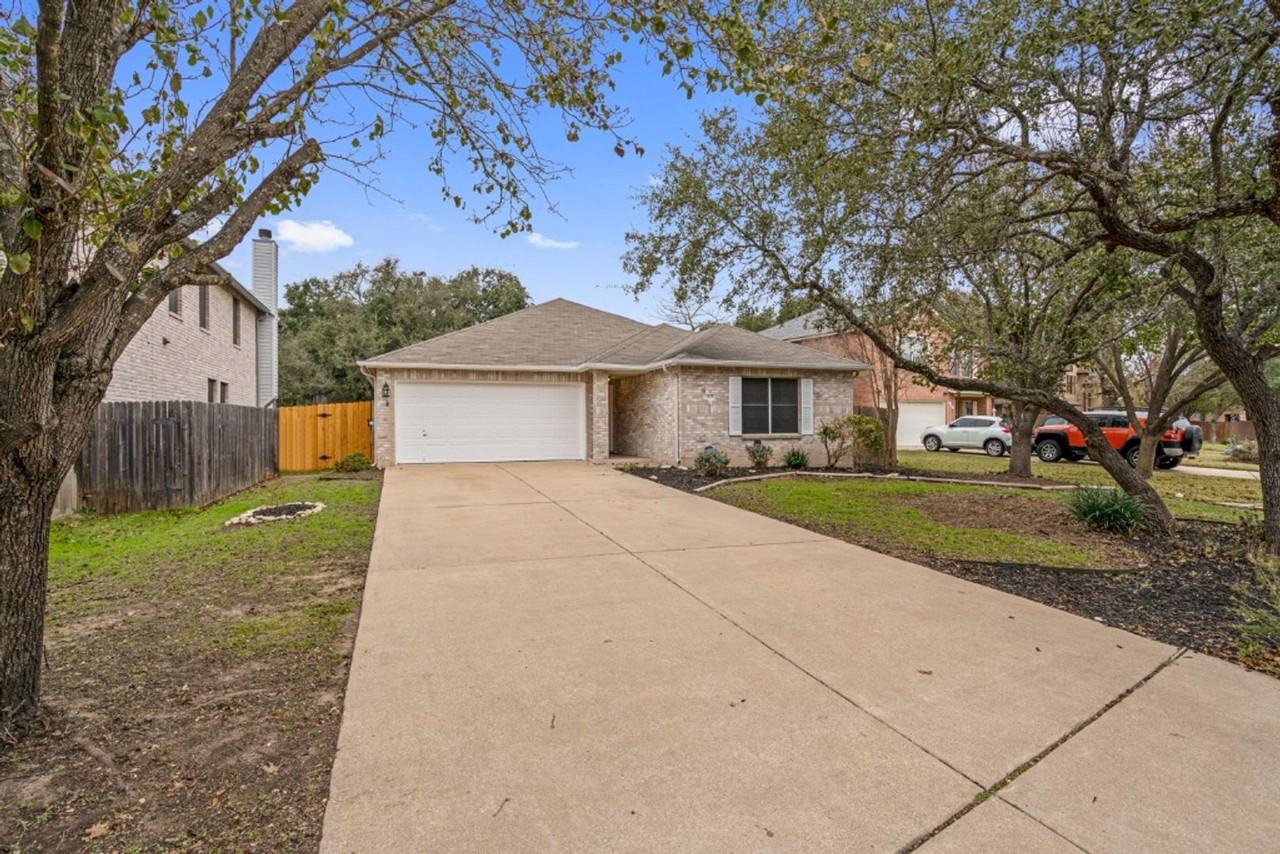 905 Lodosa Dr - Photo 2 of 26