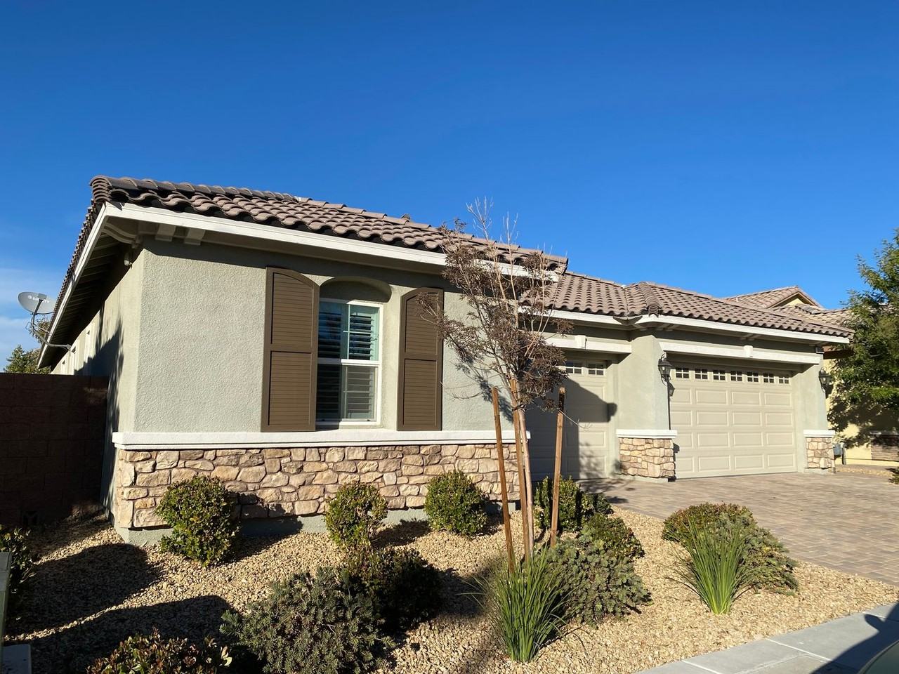 3120 Pavillo Drive - Photo 3 of 44