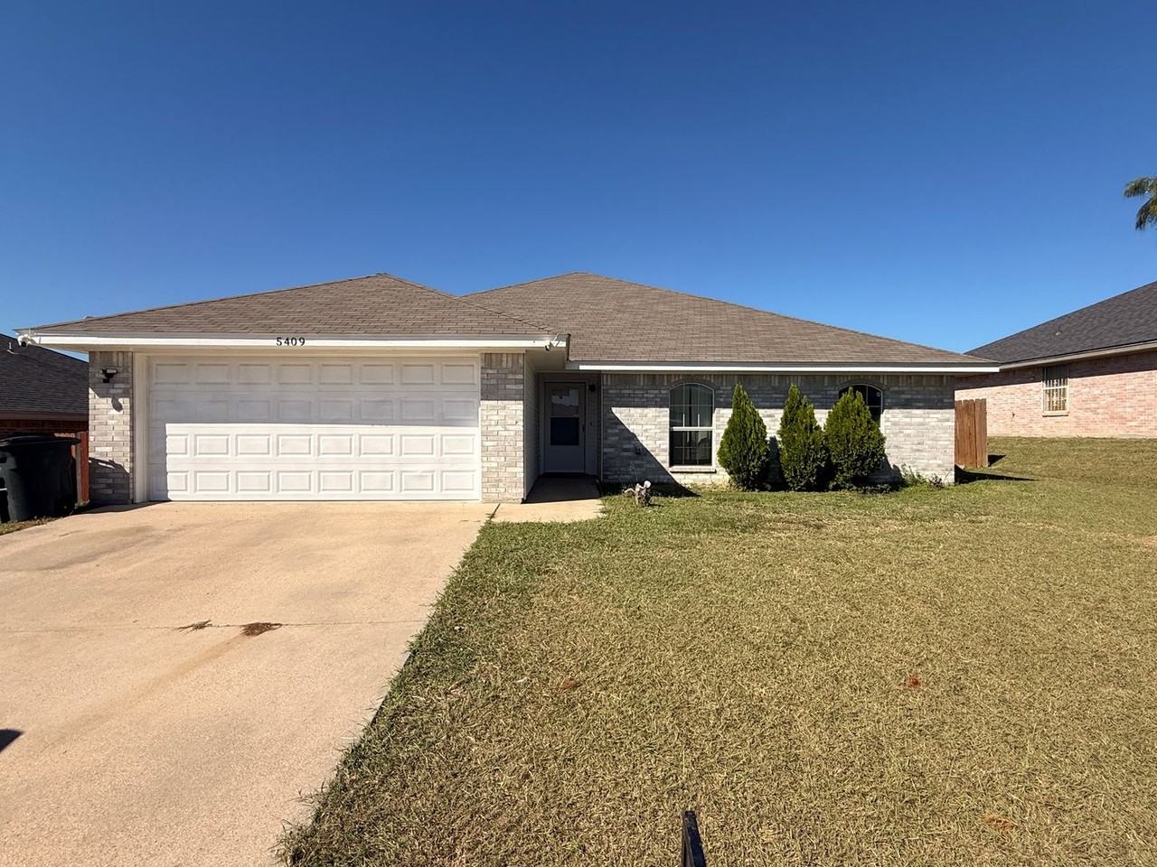 5409 Shawn Dr - Photo 2 of 31