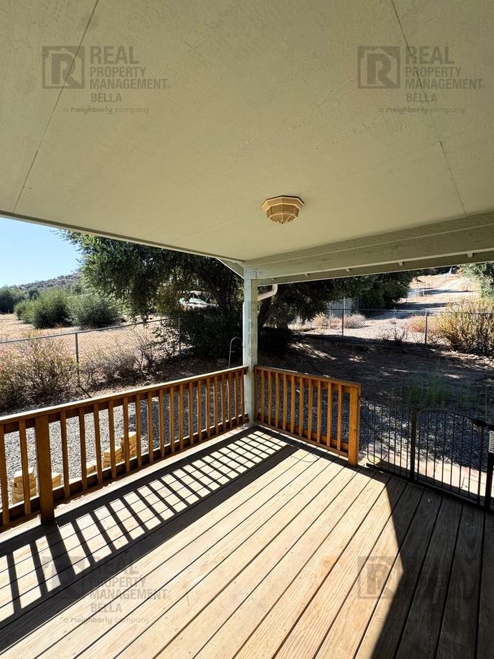 20815 Alameda Del Monte - Photo 3 of 18