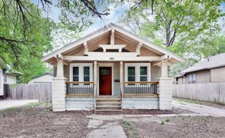 featured image of 420 S Green St