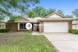 744 Santa Fe Trl - Photo 1 of 1