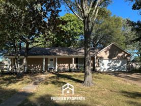 586 Lancelot Ln - Photo 1 of 1