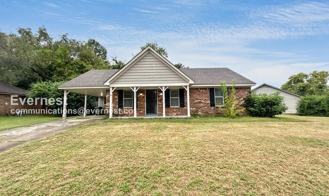 7031 Saddlebrook Dr - Photo 1 of 1