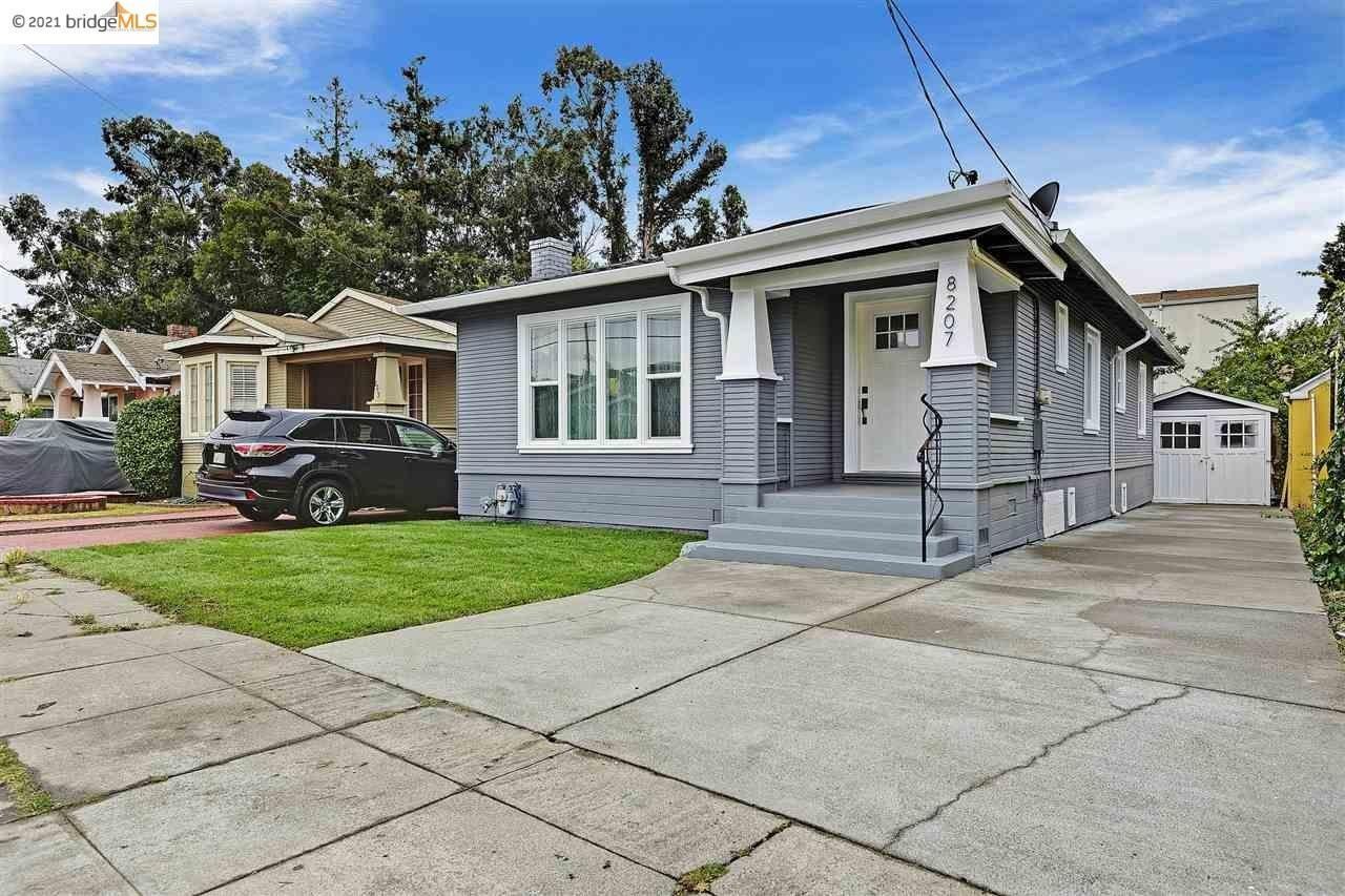 8207 Iris St #NA - Photo 3 of 31