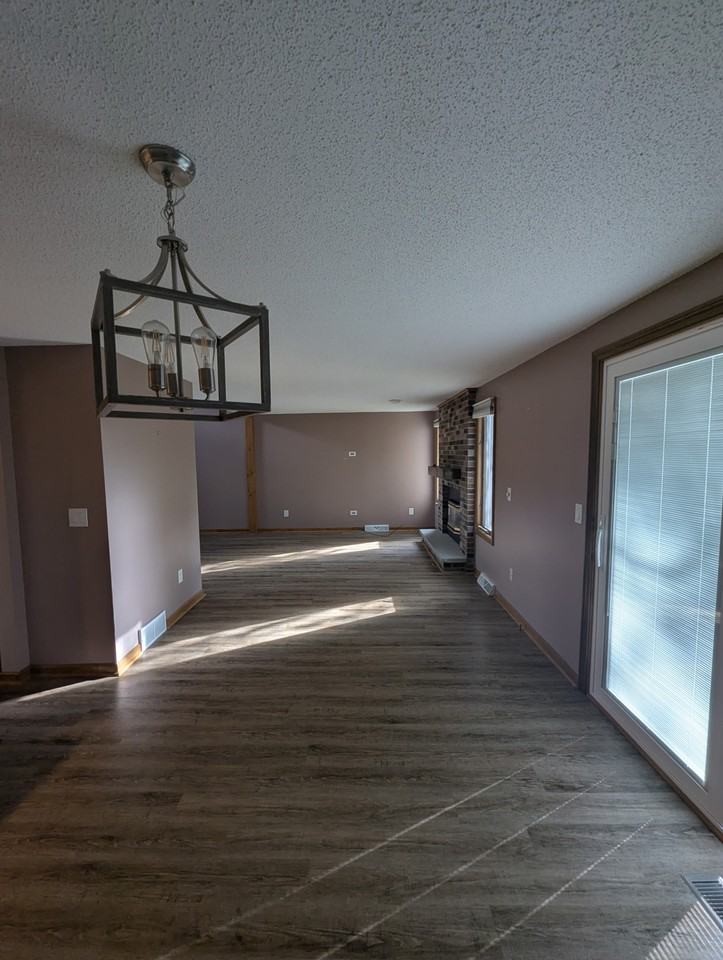 8 Eastwood Pkwy #8 - Photo 2 of 17