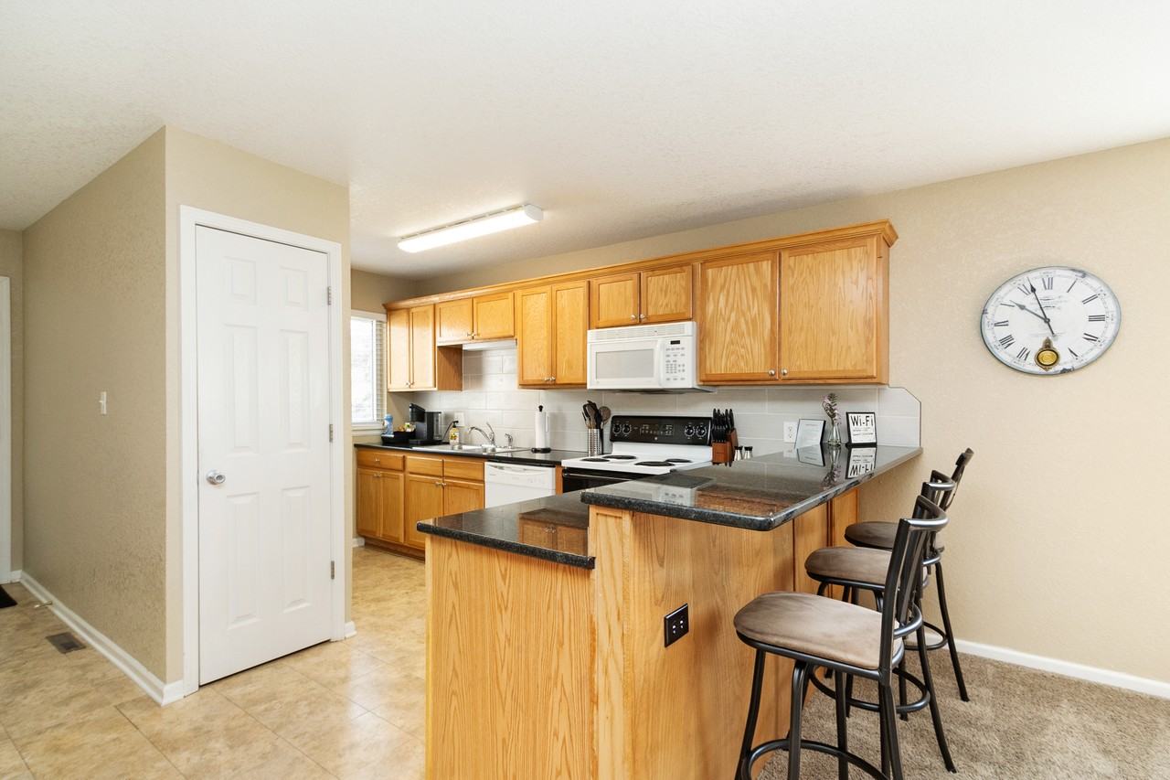 1401 Sundance Dr #NA - Photo 6 of 30