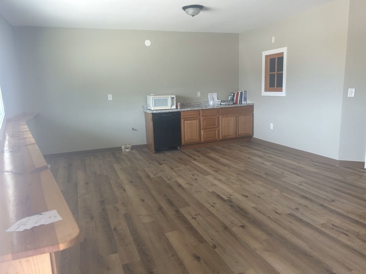 705 Main St - Photo 3 of 12