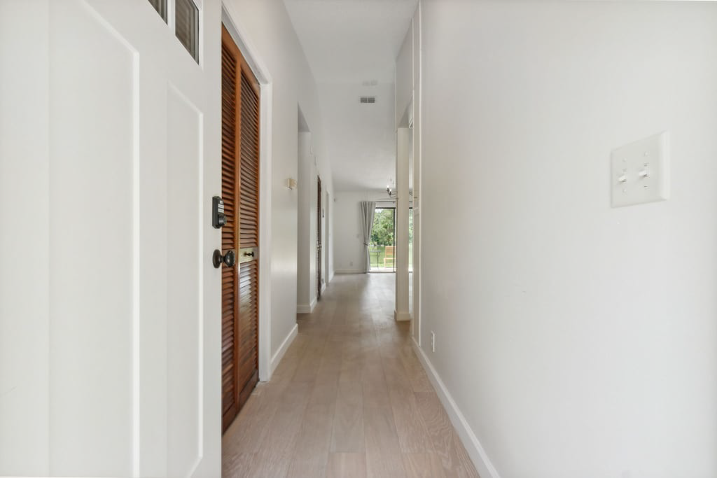 175 East Lakemont Drive #A - Photo 3 of 13