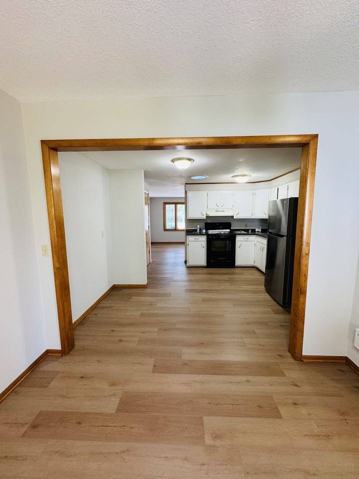 4817 Eastwick Dr #NA - Photo 6 of 36