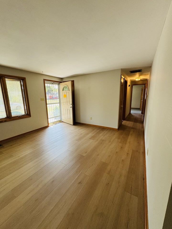 4817 Eastwick Dr #NA - Photo 7 of 36