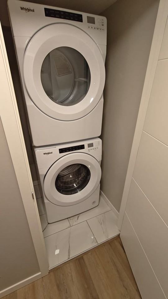 341 Masters Ave SE - Photo 3 of 12