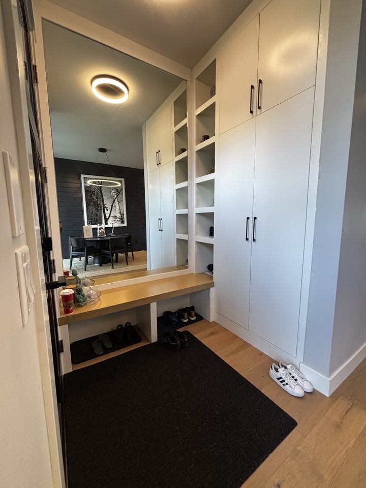 623 22 Avenue NE - Photo 5 of 45