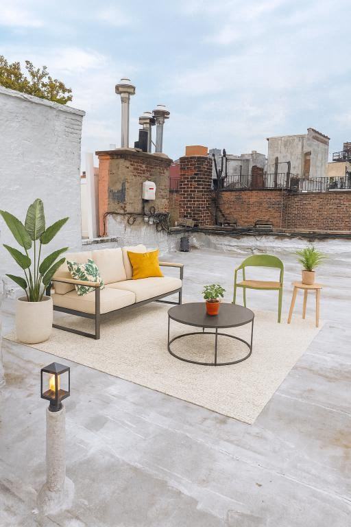 Leroy St #5D - Photo 5 of 5