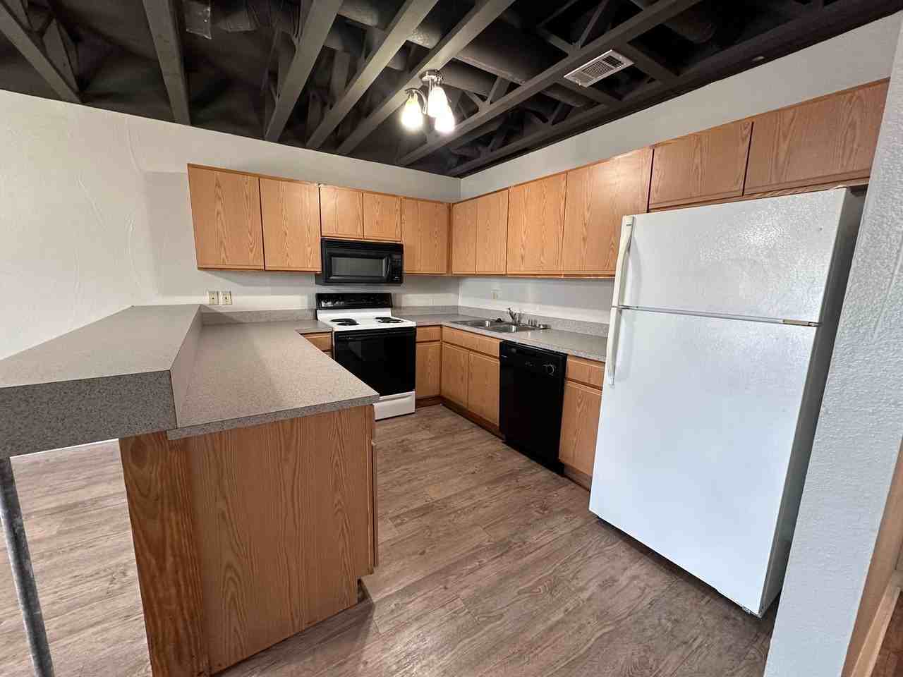 Allen Place - Photo 4 of 19